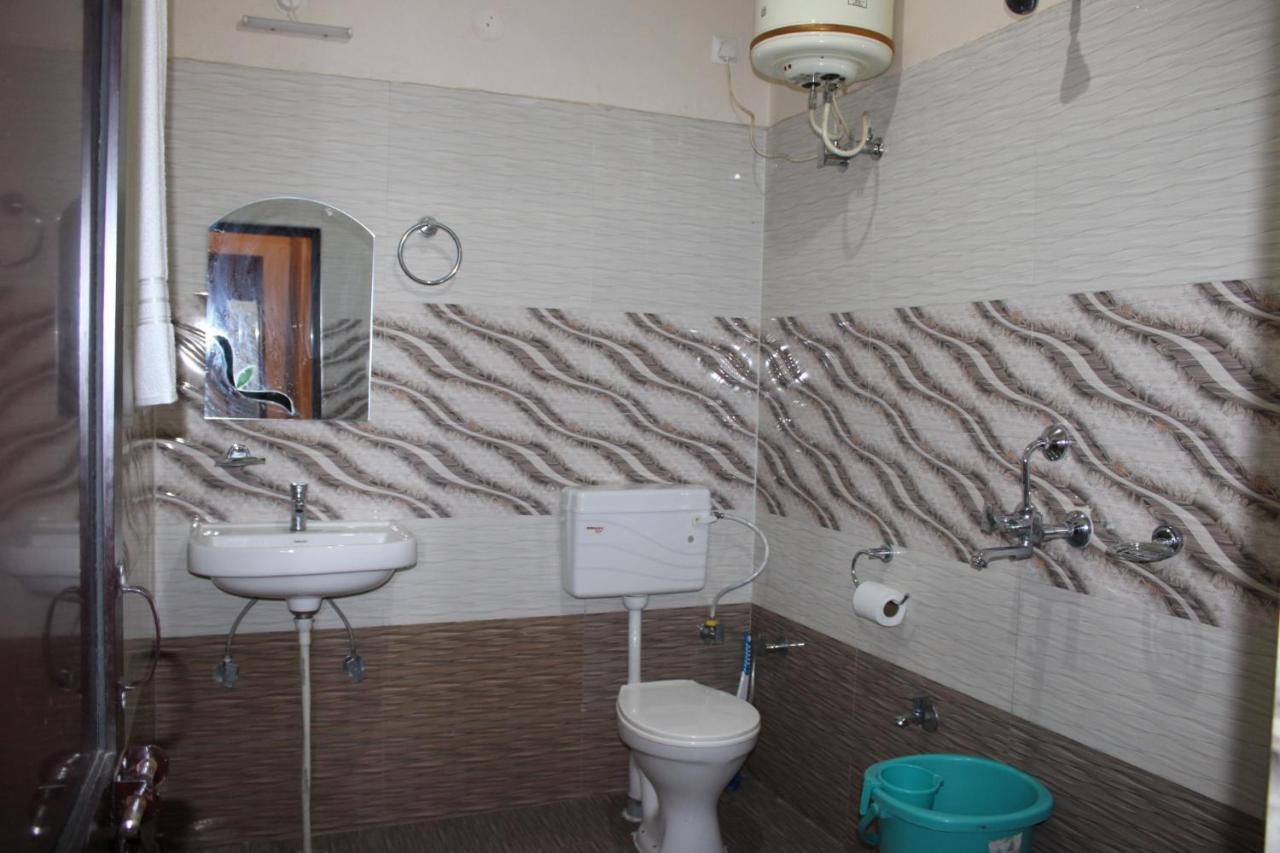 Aditya Homestay Bir-Billing Surrounded By Mountains Exterior foto