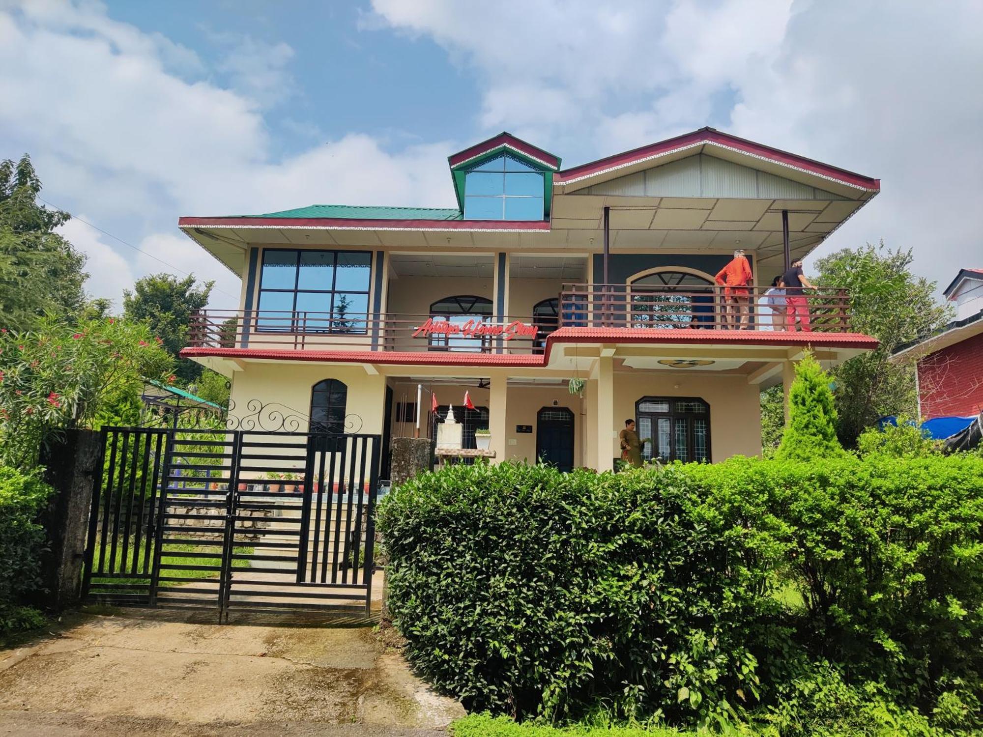 Aditya Homestay Bir-Billing Surrounded By Mountains Exterior foto